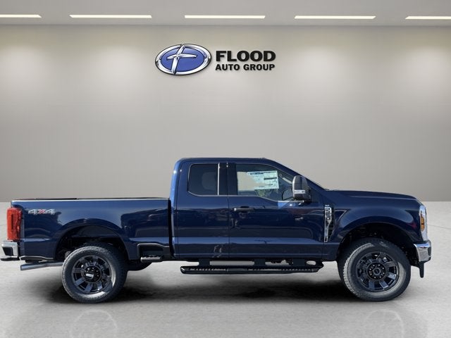 2027 Ford Super Duty F-250 SRW XLT
