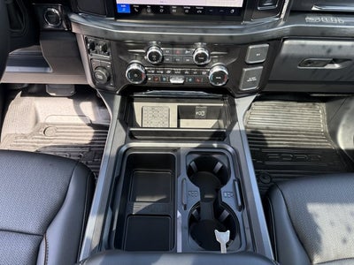 2027 Ford Super Duty F-250 SRW Lariat