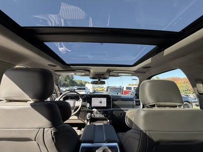 2027 Ford Super Duty F-250 SRW Platinum