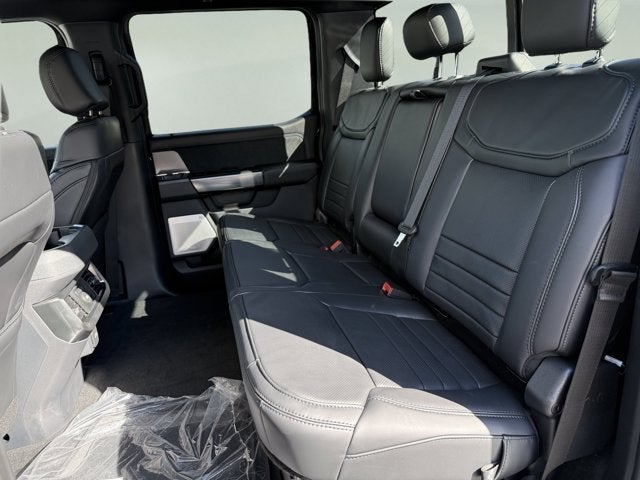 2027 Ford Super Duty F-250 SRW Platinum