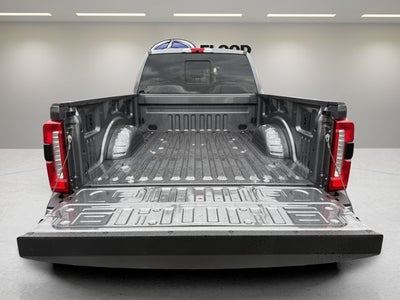 2027 Ford Super Duty F-250 SRW Lariat