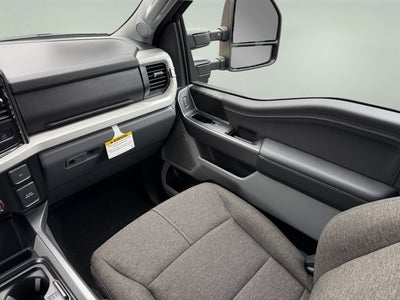 2027 Ford Super Duty F-250 SRW XLT