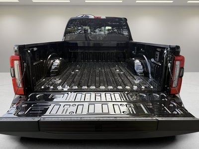 2027 Ford Super Duty F-350 SRW Platinum