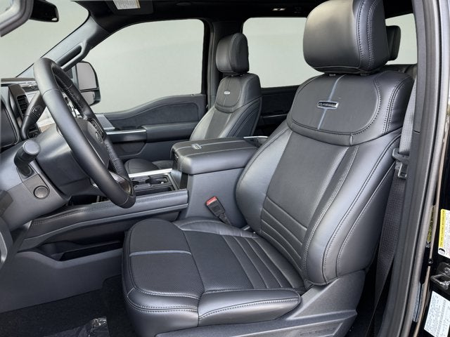 2027 Ford Super Duty F-350 SRW Platinum