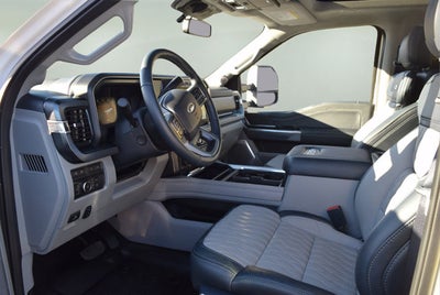 2024 Ford Super Duty F-350 SRW Platinum