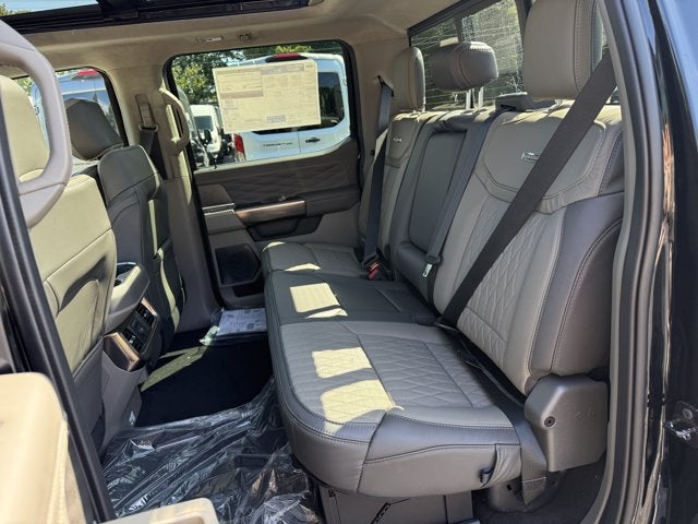 2027 Ford Super Duty F-350 SRW Platinum