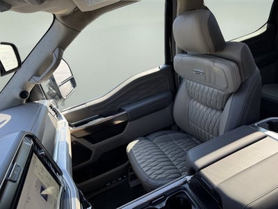 2027 Ford Super Duty F-350 SRW Platinum