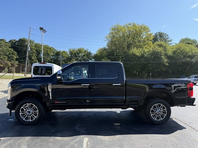 2027 Ford Super Duty F-350 SRW Platinum