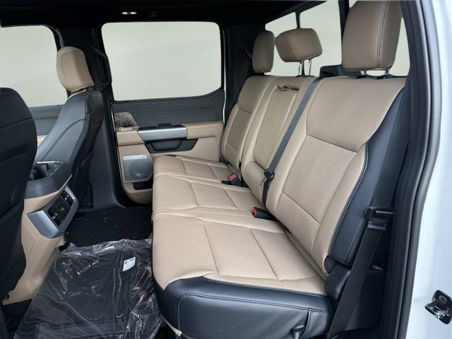 2027 Ford Super Duty F-350 SRW Lariat