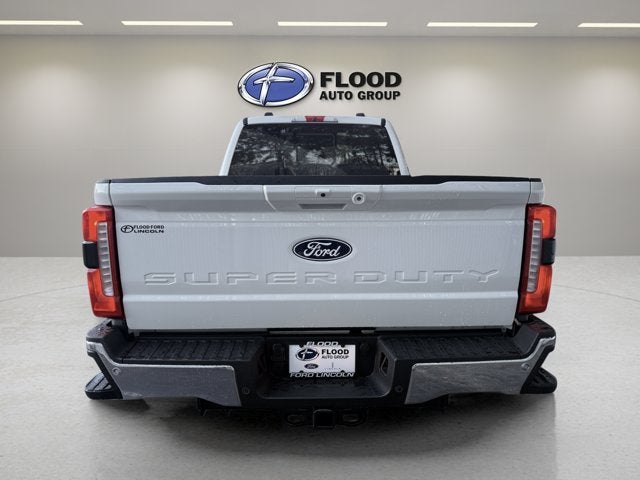 2027 Ford Super Duty F-350 SRW Lariat