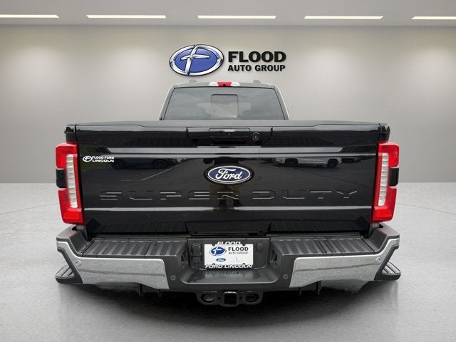 2027 Ford Super Duty F-350 SRW Lariat