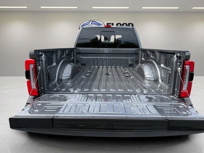 2026 Ford Super Duty F-350 SRW Platinum