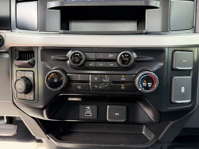 2027 Ford Super Duty F-350 SRW Lariat