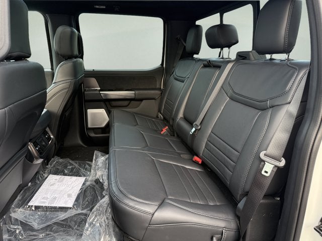 2027 Ford Super Duty F-350 SRW Platinum