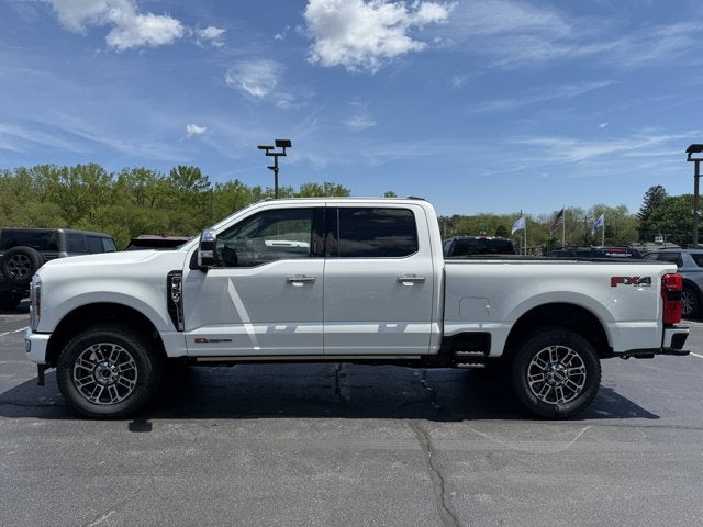 2026 Ford Super Duty F-350 SRW Platinum