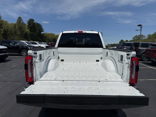 2026 Ford Super Duty F-350 SRW Platinum