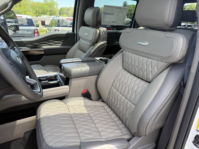 2026 Ford Super Duty F-350 SRW Platinum