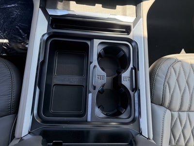 2026 Ford Super Duty F-350 SRW Platinum
