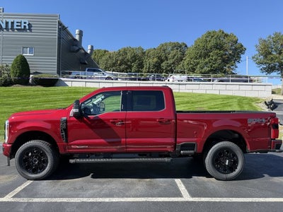 2027 Ford Super Duty F-350 SRW Lariat
