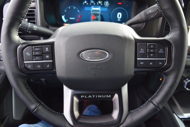 2026 Ford Super Duty F-350 SRW Platinum