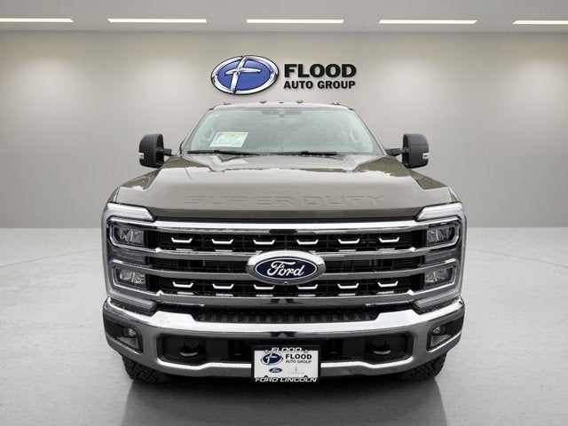 2027 Ford Super Duty F-350 SRW XLT