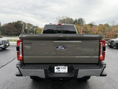 2027 Ford Super Duty F-350 SRW XLT