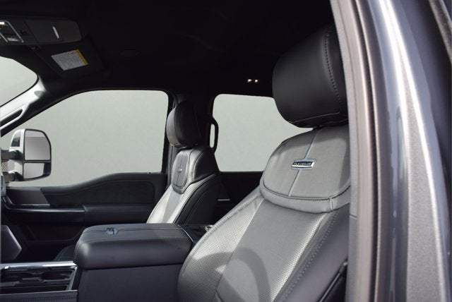 2026 Ford Super Duty F-350 SRW Platinum