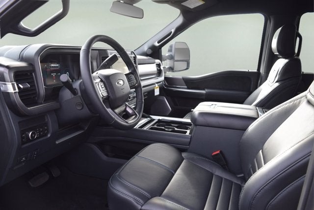 2026 Ford Super Duty F-350 SRW Platinum