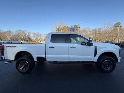 2024 Ford Super Duty F-350 SRW Platinum