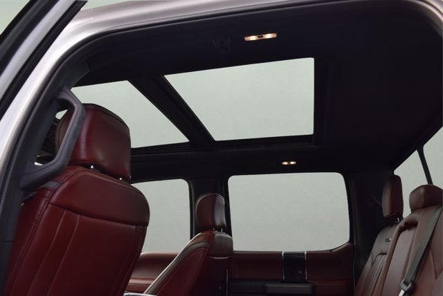 2022 Ford Super Duty F-350 SRW Platinum
