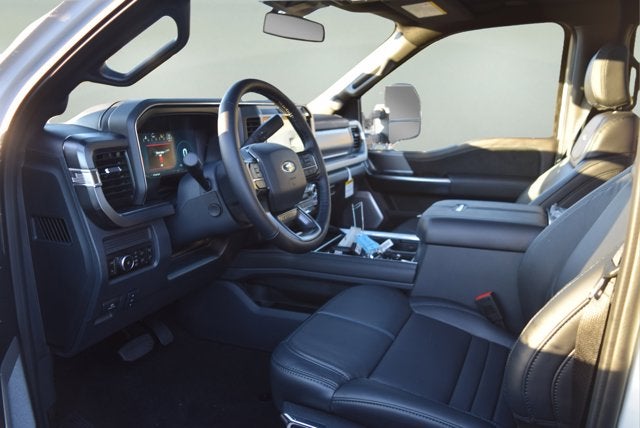 2026 Ford Super Duty F-350 SRW Platinum