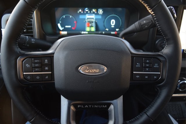 2026 Ford Super Duty F-350 SRW Platinum