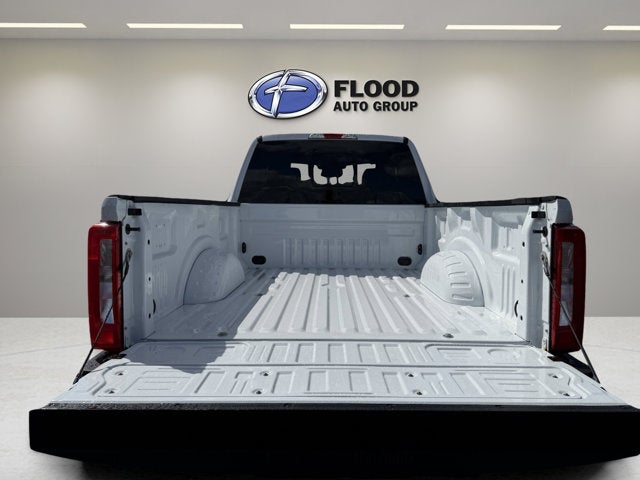 2026 Ford Super Duty F-350 DRW XLT