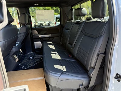 2027 Ford Super Duty F-450 DRW Platinum DRW