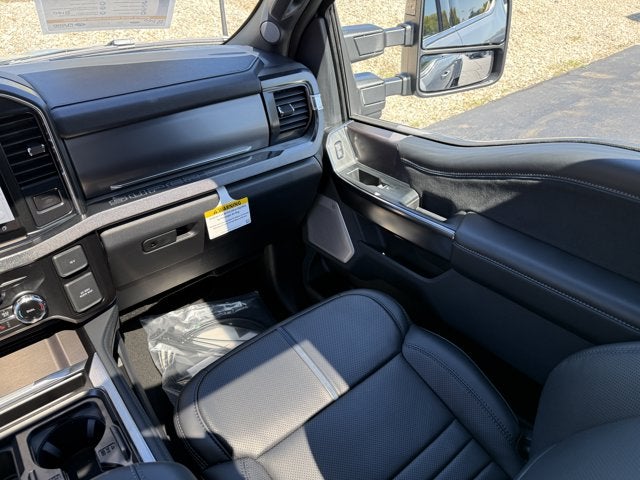 2027 Ford Super Duty F-450 DRW Platinum DRW