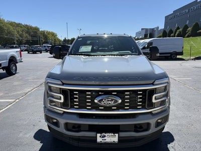 2027 Ford Super Duty F-450 DRW Platinum DRW