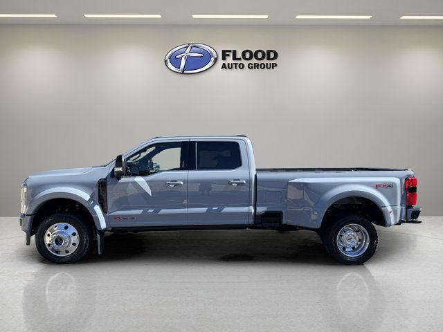 2027 Ford Super Duty F-450 DRW Platinum DRW