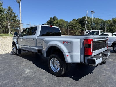 2027 Ford Super Duty F-450 DRW Platinum DRW