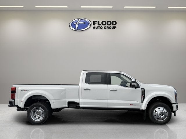2027 Ford Super Duty F-450 DRW King Ranch DRW