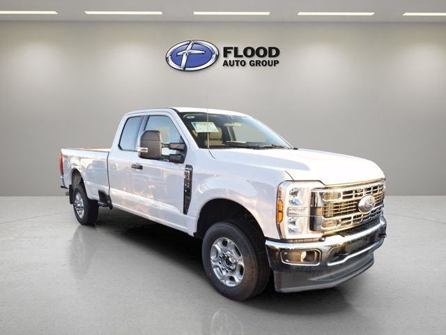 2025 Ford Super Duty F-350 SRW XLT