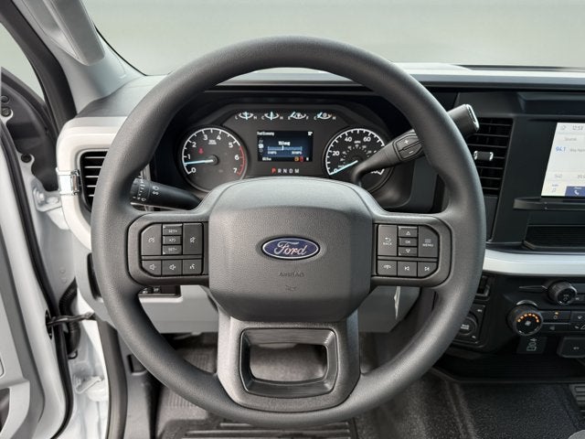 2027 Ford Super Duty F-350 SRW XL