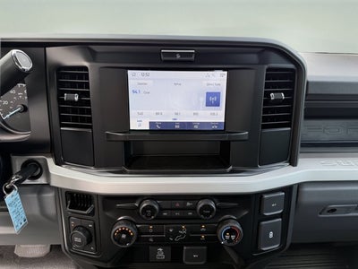 2027 Ford Super Duty F-350 SRW XL