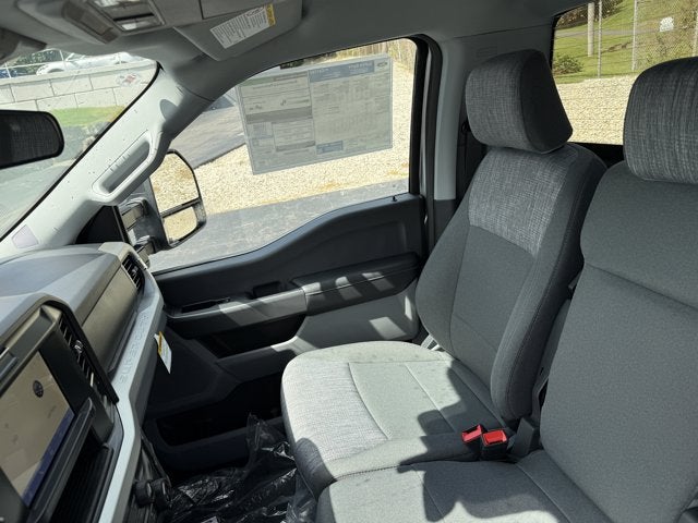 2027 Ford Super Duty F-250 SRW XLT