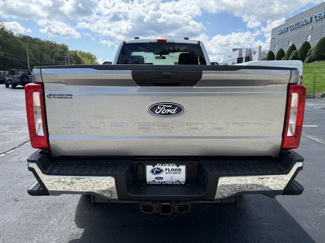 2027 Ford Super Duty F-250 SRW XLT