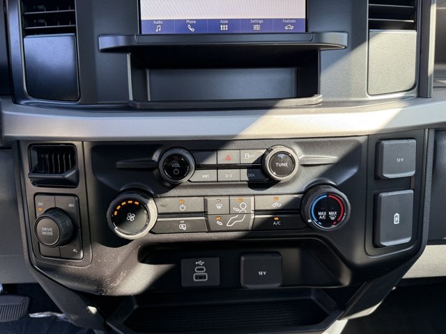 2027 Ford Super Duty F-250 SRW XL