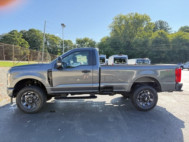 2027 Ford Super Duty F-250 SRW XL