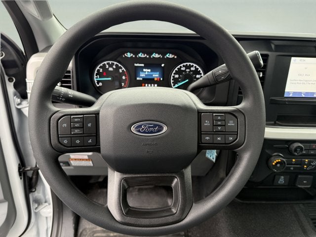 2025 Ford Super Duty F-350 SRW XL