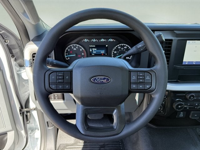 2027 Ford Super Duty F-350 SRW XL