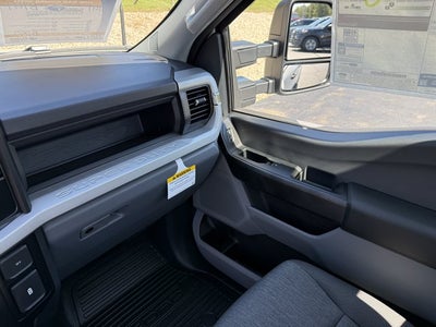 2027 Ford Super Duty F-350 SRW XL