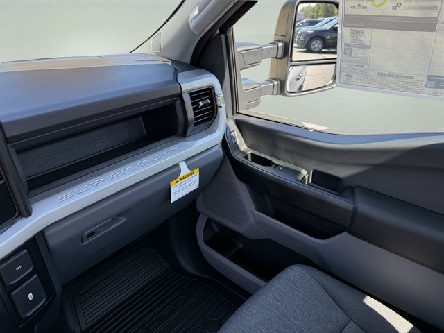 2027 Ford Super Duty F-350 SRW XL